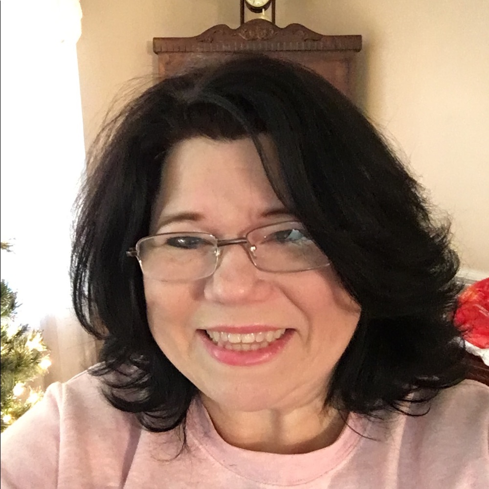Meet your Posher, Connie